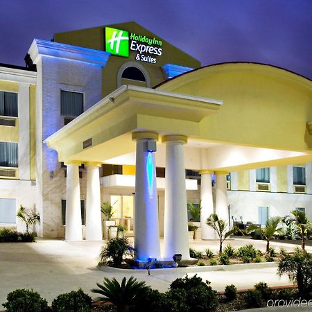 Holiday Inn Express Hotel And Suites Falfurrias Exterior foto
